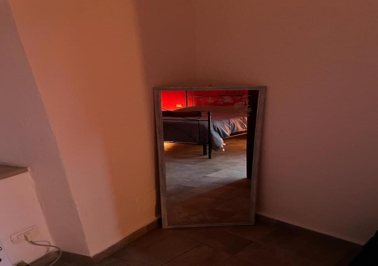 Appartamento Il Mandorlo Nel Centro Di Volterra Exterior foto